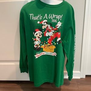 Disney 2015 “That’s a Wrap” long sleeve  T-shirt.